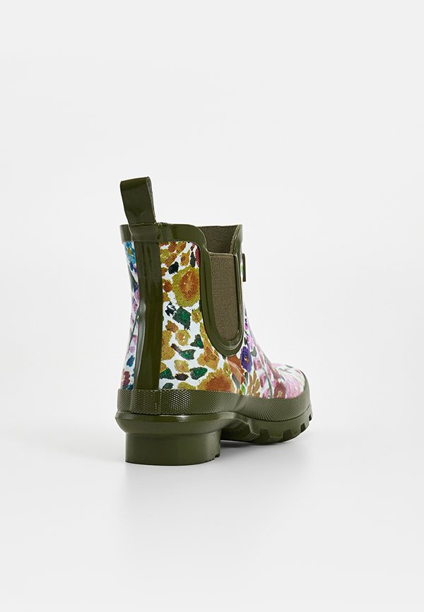 KG Kurt Geiger FC SLEET