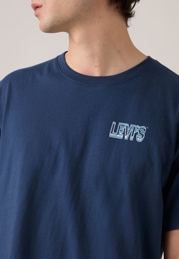 Levi's® RELAXED FIT TEE