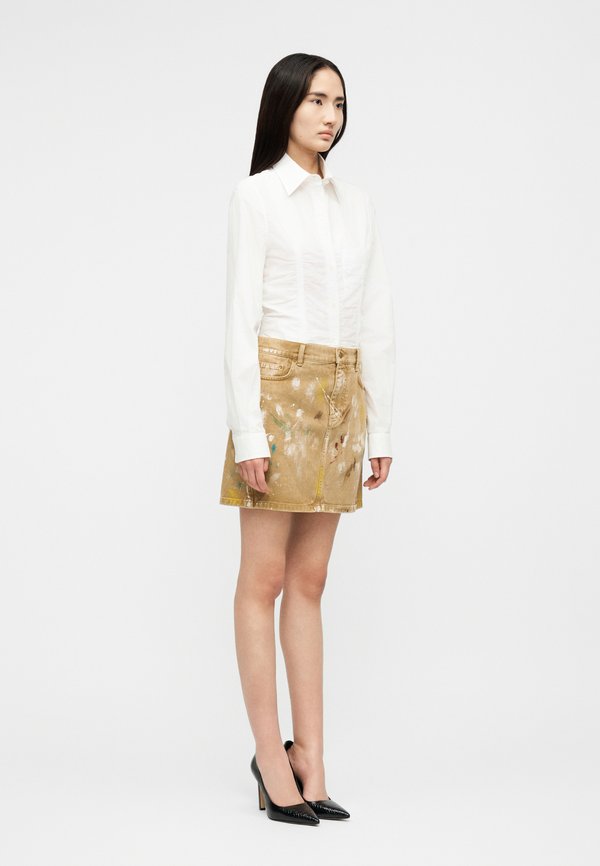 MOSCHINO GONNA BULL