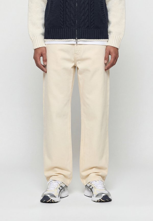 EIGHTYFIVE DISTRESSED