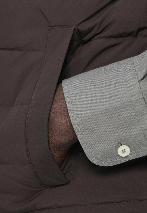 Hackett London