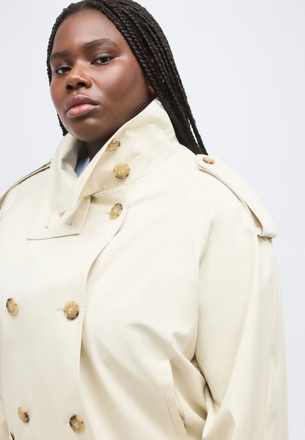 Tommy Hilfiger Curve CURVE WATER REPELLENT SHORT TRENCH JACKET