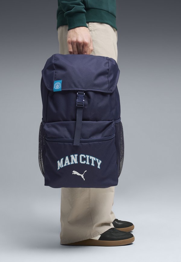 Puma MANCHESTER CITY FTBLCULTURE 24 L RUCKSACK UNISEX - Rucksack - navy-tropical blue