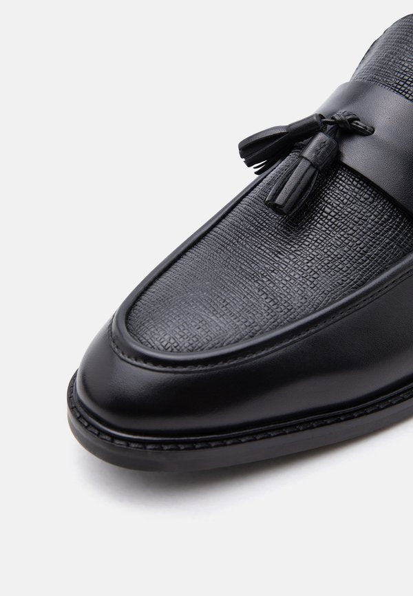 Pier One by Zalando LEATHER
