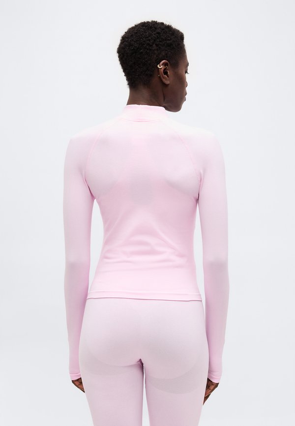 ICANIWILL SMOOTH SEAMLESS ZIP JACKET
