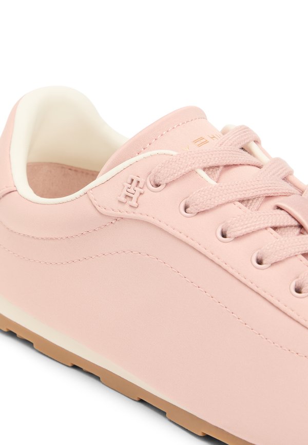 Tommy Hilfiger TH MONOGRAM SATIN TRAINERS