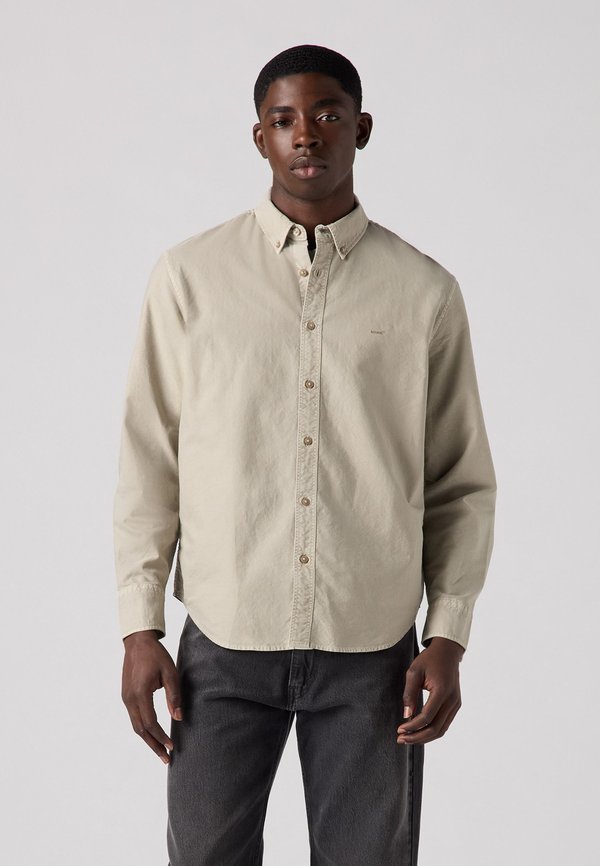Levi's® AUTHENTIC BUTTON DOWN