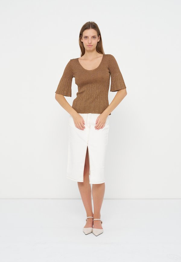 TWINSET