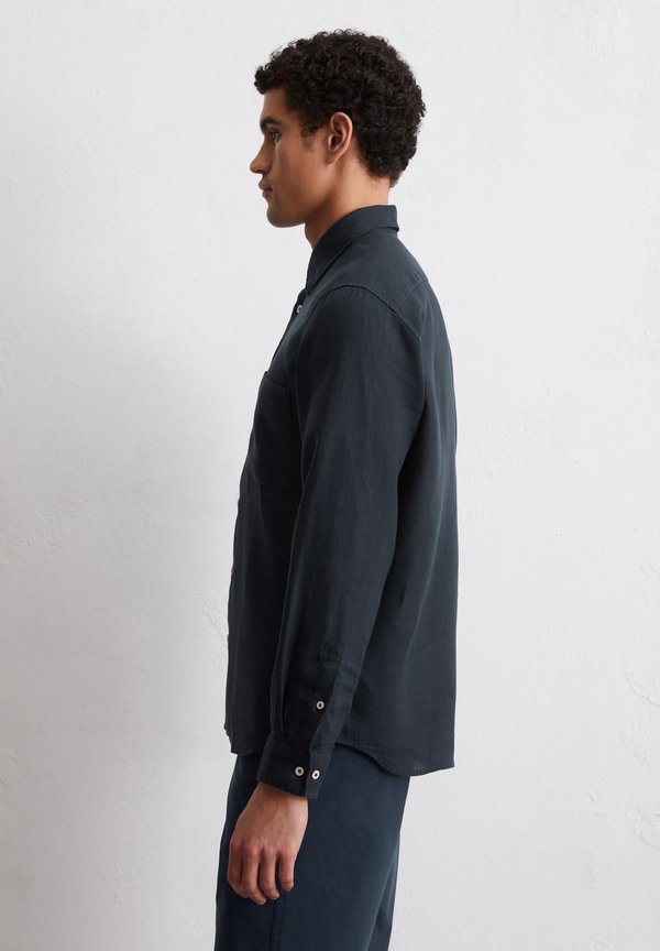 Marc O'Polo KENT COLLAR LONG SLEEVES ONE RECTANGULAR CHEST POCKET