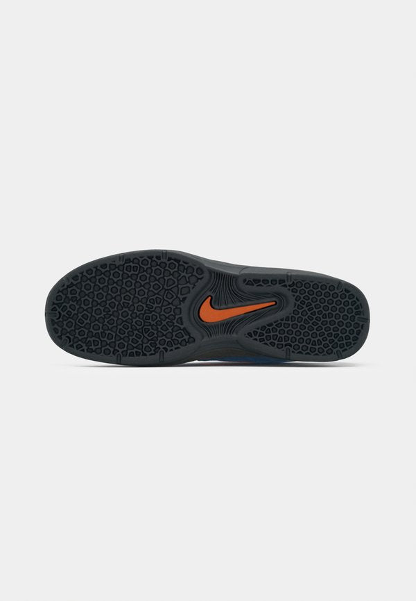 Nike SB VERTEBRAE UNISEX