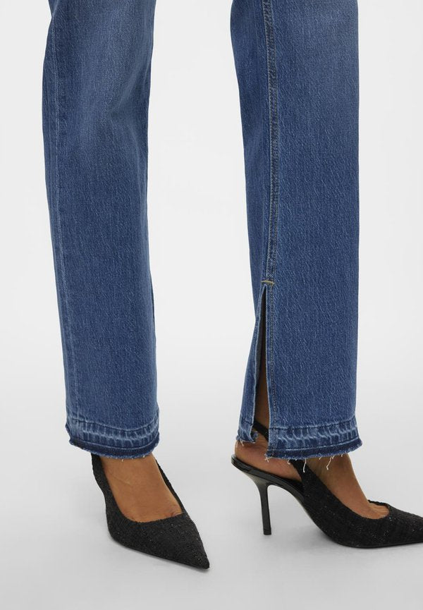 Vero Moda  STRAIGHT SLIDS JEANS