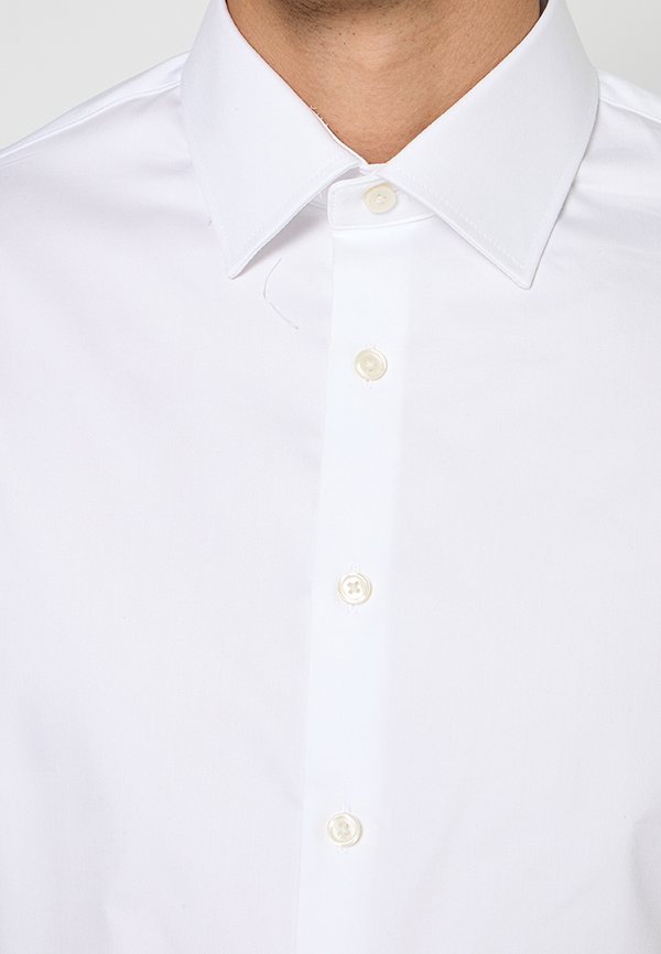 Selected SLIM FIT
