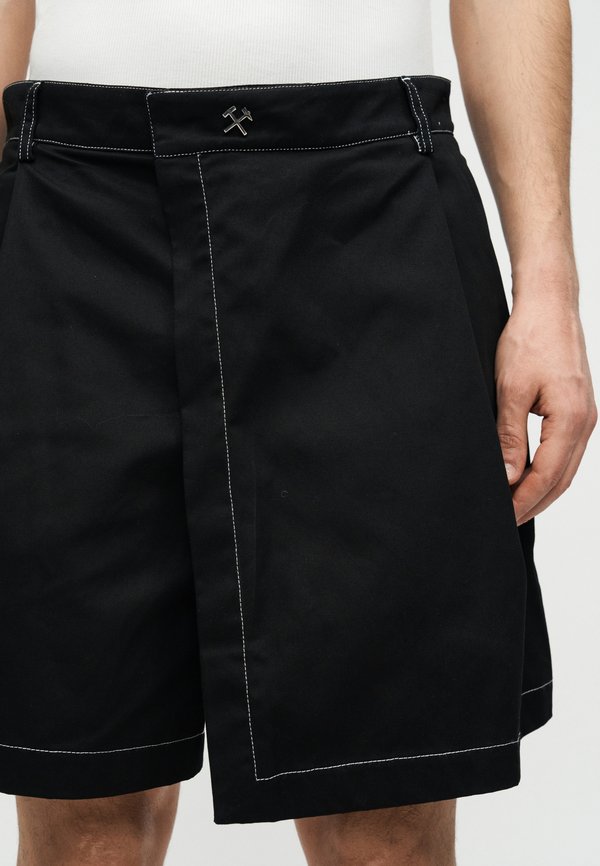GmbH QALBI SKORT