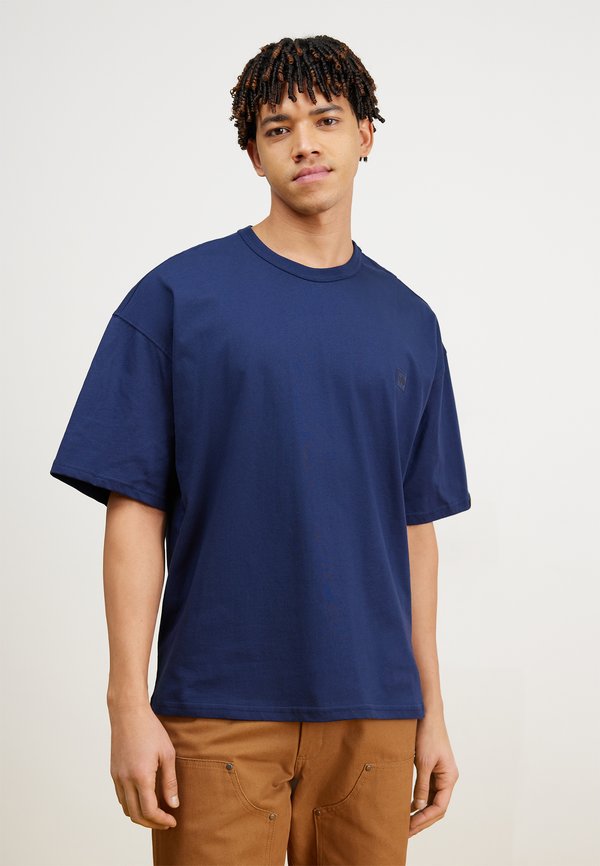 Alpha Industries ESSENTIALS