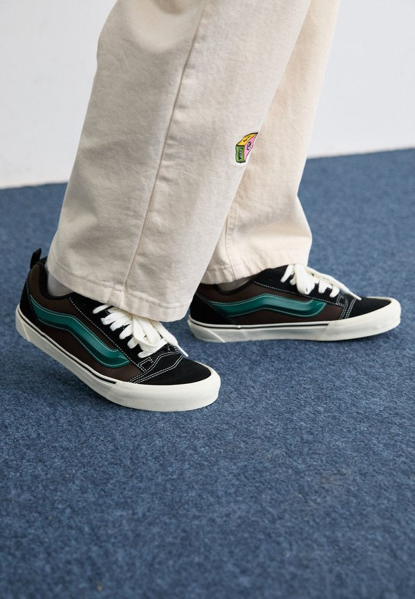 Vans KNU SKOOL UNISEX