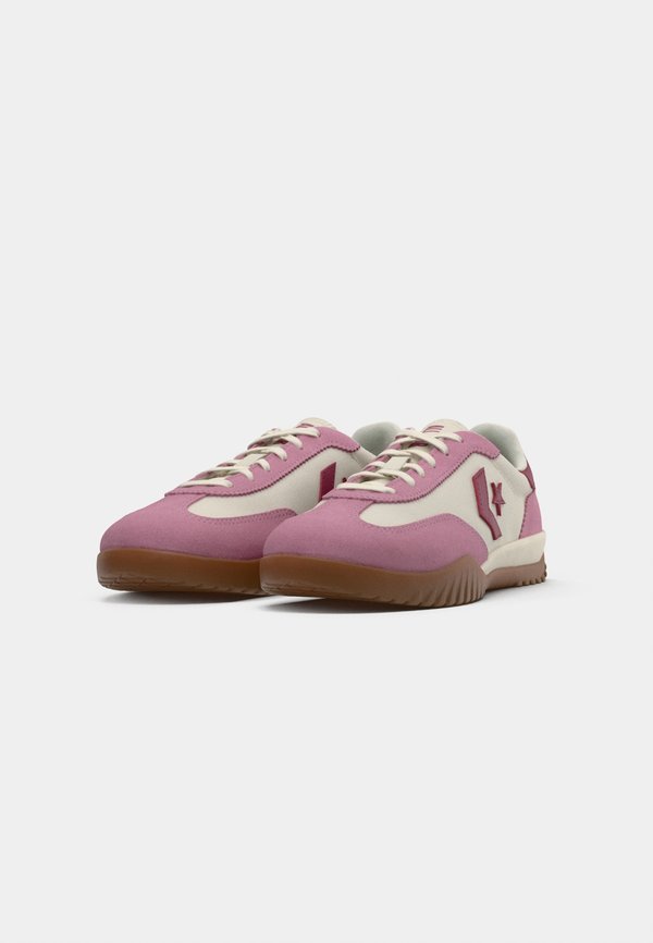 Converse RUN STAR TRAINER