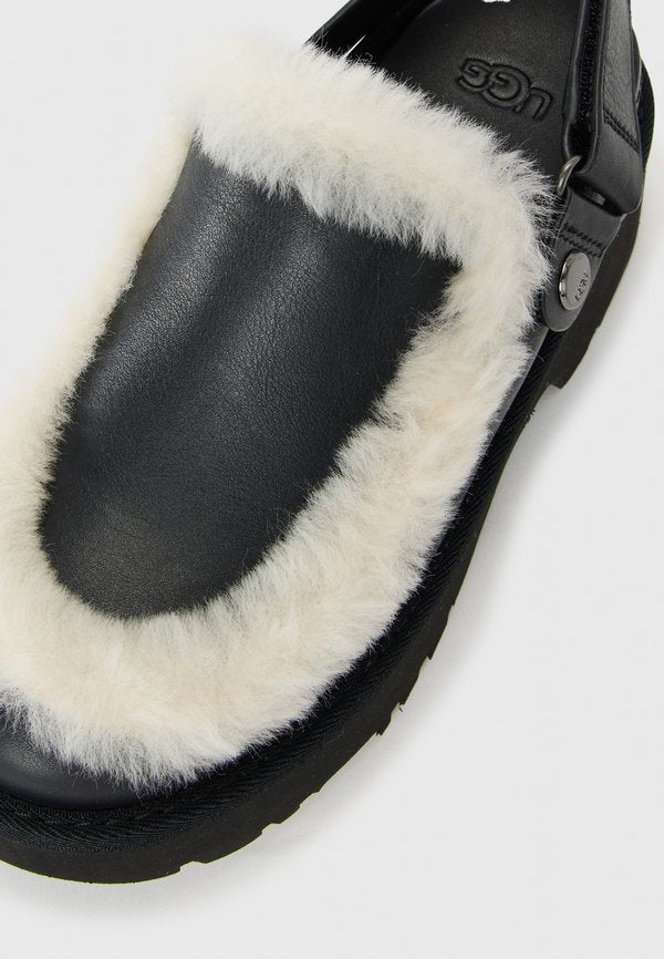 UGG ESMEE