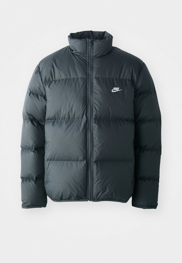 Nike Sportswear CLUB PUFFER JACKET - Down jacket - iron grey/white