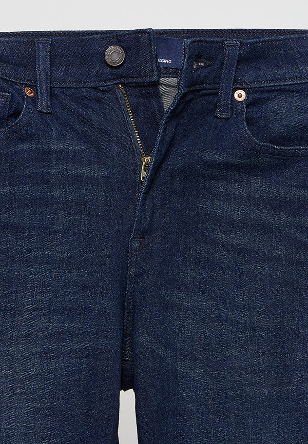 GAP CARLTON