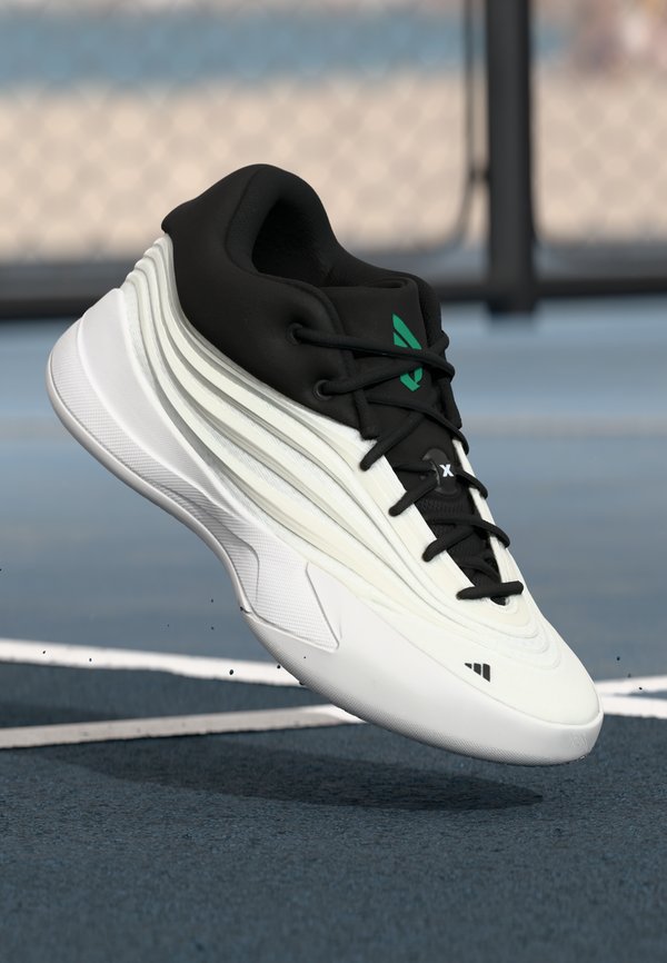 adidas Performance DAME X UNISEX - Basketball shoes - metalic/core black/court green