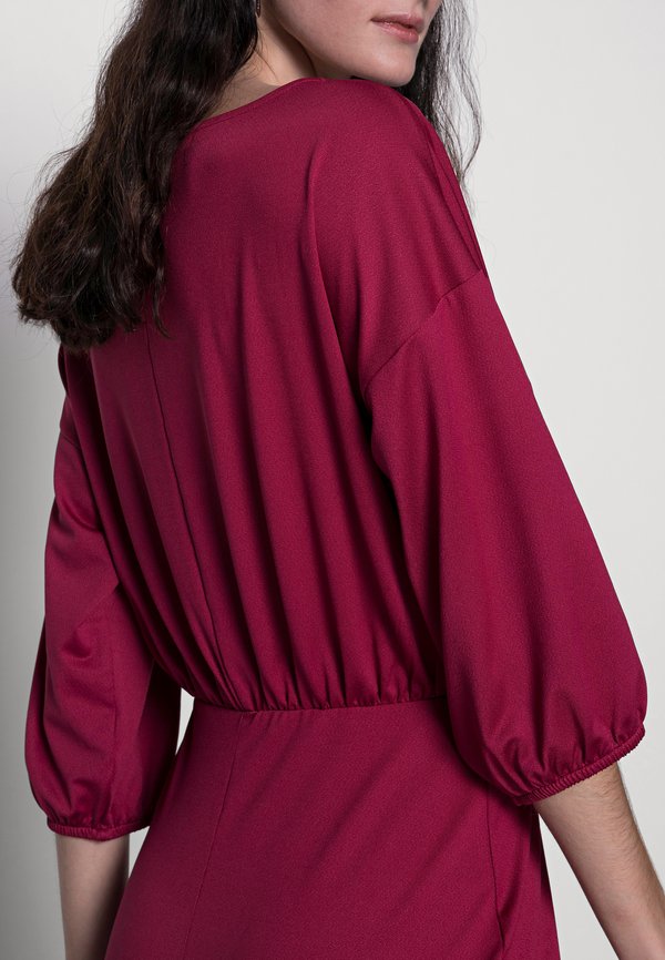Anna Field by Zalando Quarter sleeves elevated casual midi dress