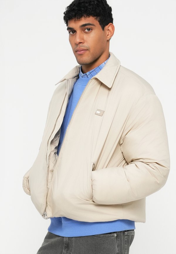 Tommy Jeans WATER REPELLENT COLLARED RELAXED PADDED JACKET
