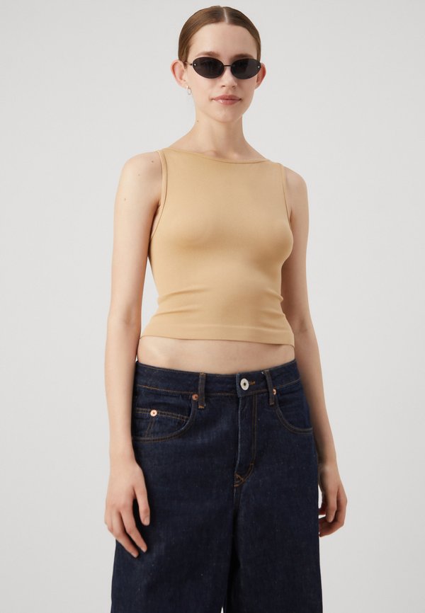BDG Urban Outfitters SLASH NECK TANK