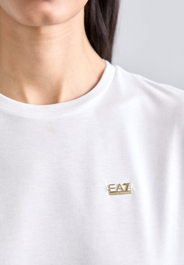 EA7 Emporio Armani TRAIN CORE LADY RELAX  TEE