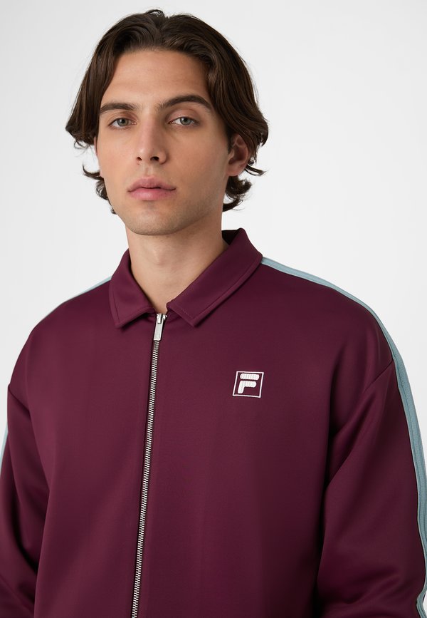 Fila COMO TAPED TRACK