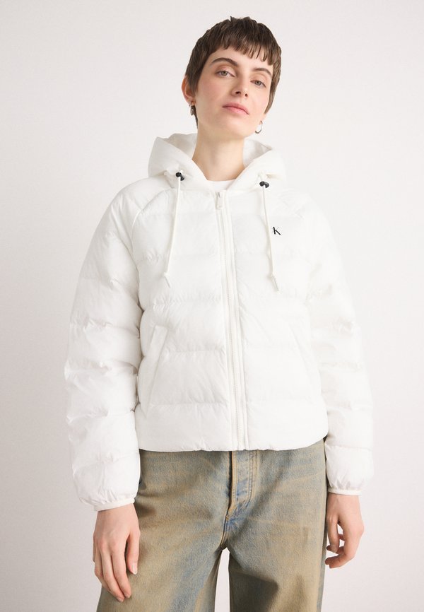 Calvin Klein Jeans LIGHTWEIGHT LOGO PUFFER