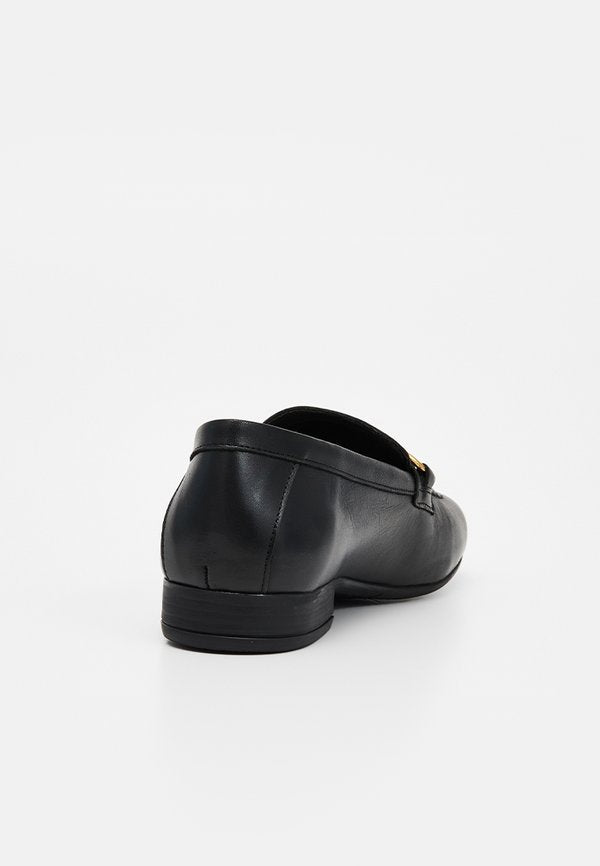 Steve Madden NURA