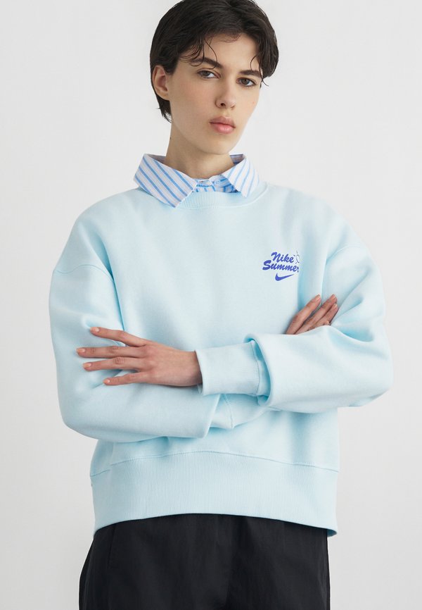 Nike Sportswear CREW
