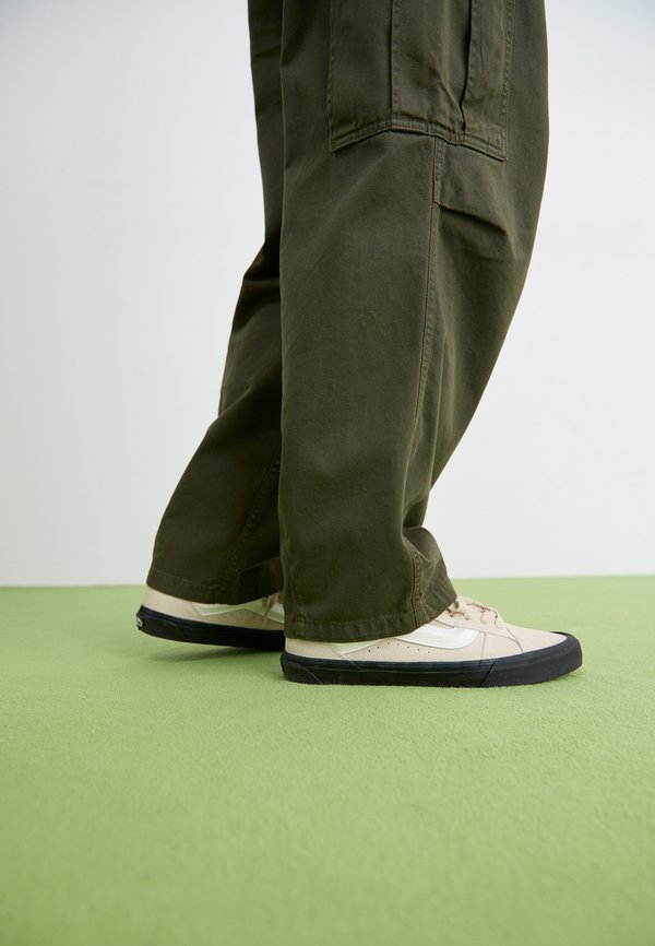 Vans KNU MID UNISEX