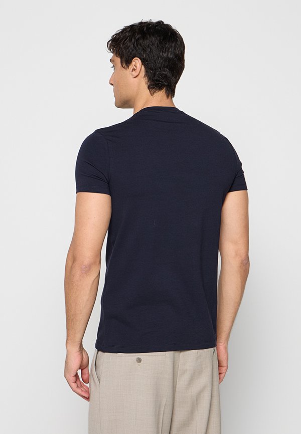 Emporio Armani T-SHIRT