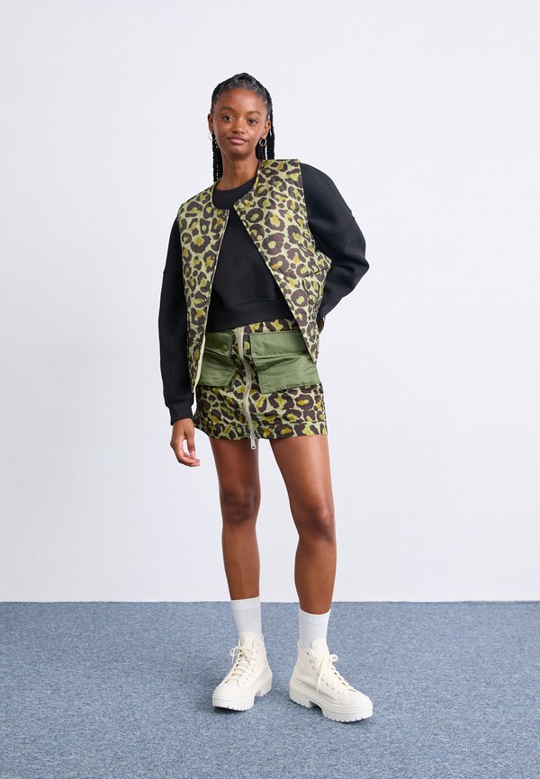 Alpha Industries REVERSIBLE VEST CAMO