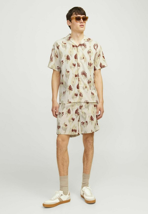 Jack & Jones Relaxed fit