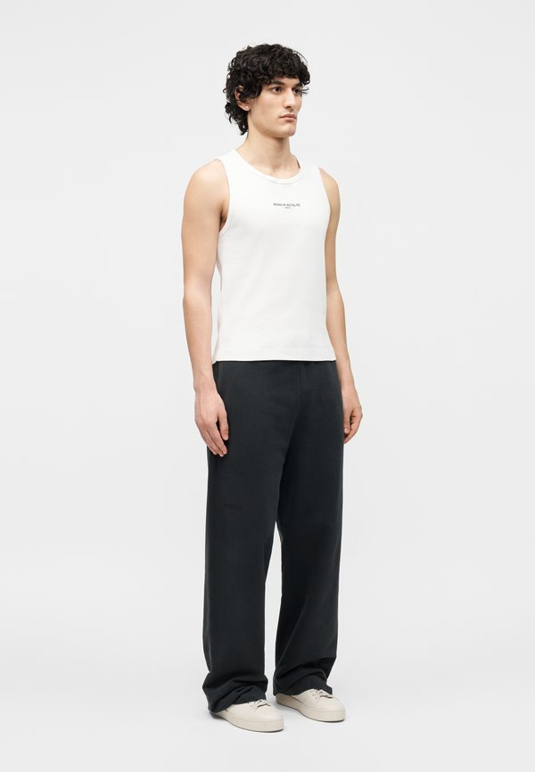 Maison Kitsuné PARIS TANK