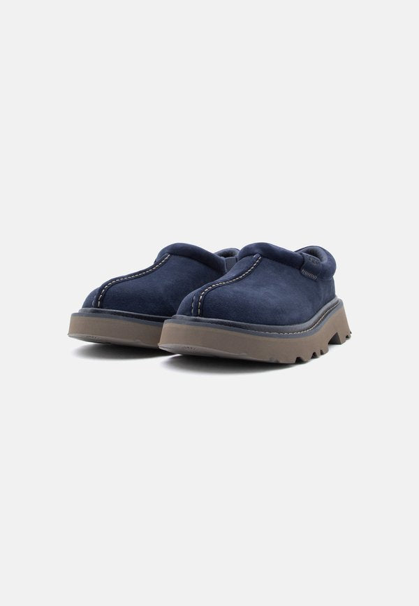 UGG TASMAN
