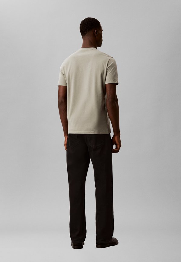 Calvin Klein GRAPHIC