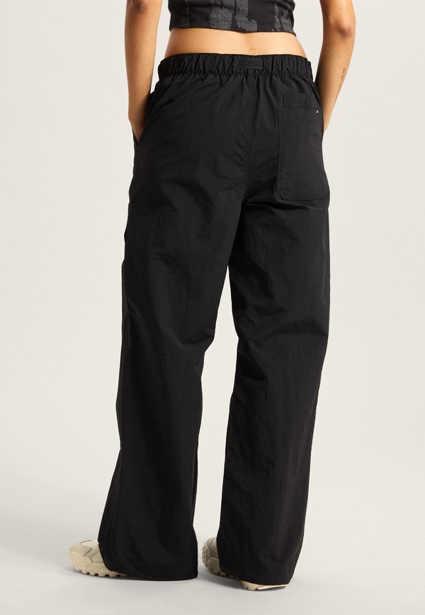 Vans MTE TREK GUIDE WOMENS