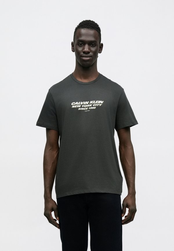 Calvin Klein SS 30S WHSL SP CKNYC GRAPHIC TEE