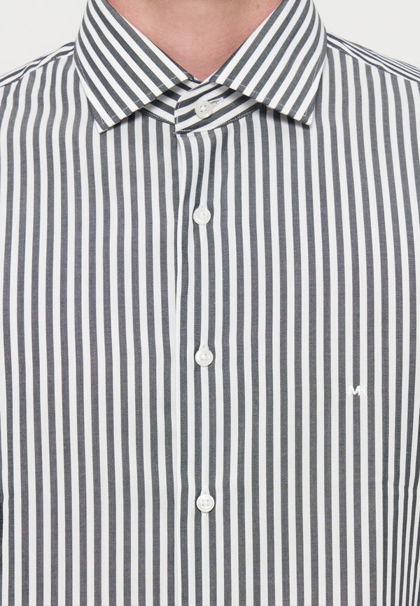 Michael Kors SLIM FIT