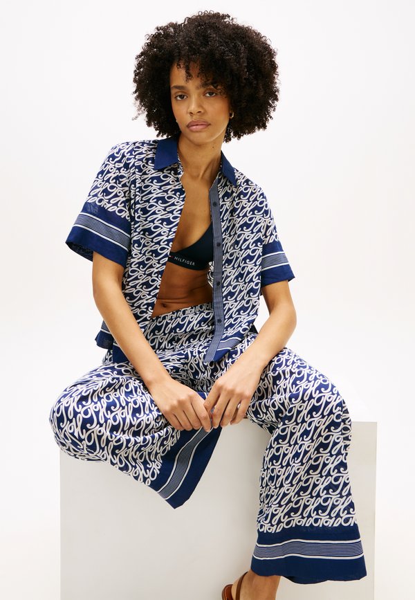 Tommy Hilfiger RELAXED FIT PRINT VOILE SHIRT WITH SILK