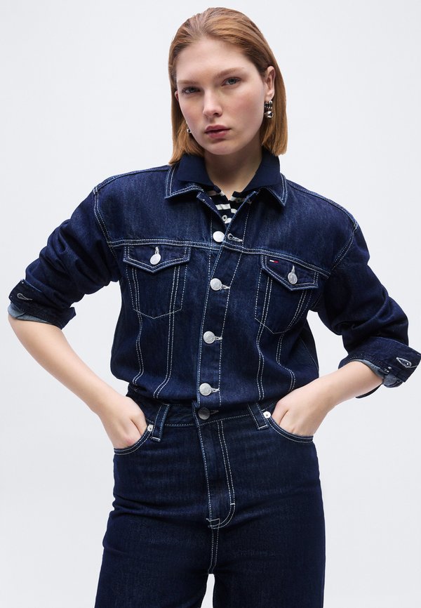 Tommy Jeans FLAG EMBROIDERY COLLARED DENIM JUMPSUIT