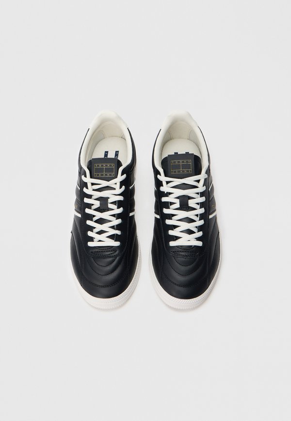 Tommy Jeans THE GREENWICH TOPSTITCH LEATHER TRAINERS
