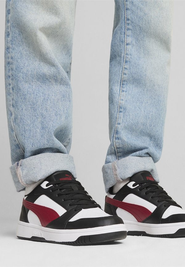 Puma REBOUND V6 LOW UNISEX  - Trainers - white/intense red/black