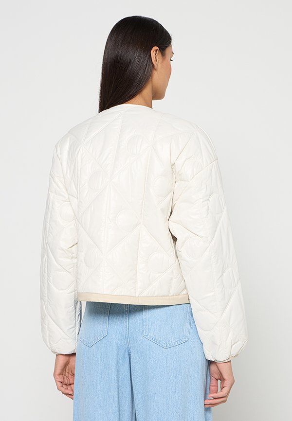 Calvin Klein Jeans