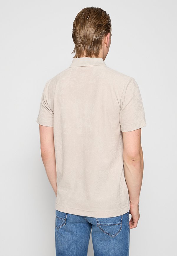 Lindbergh RELAXED FIT