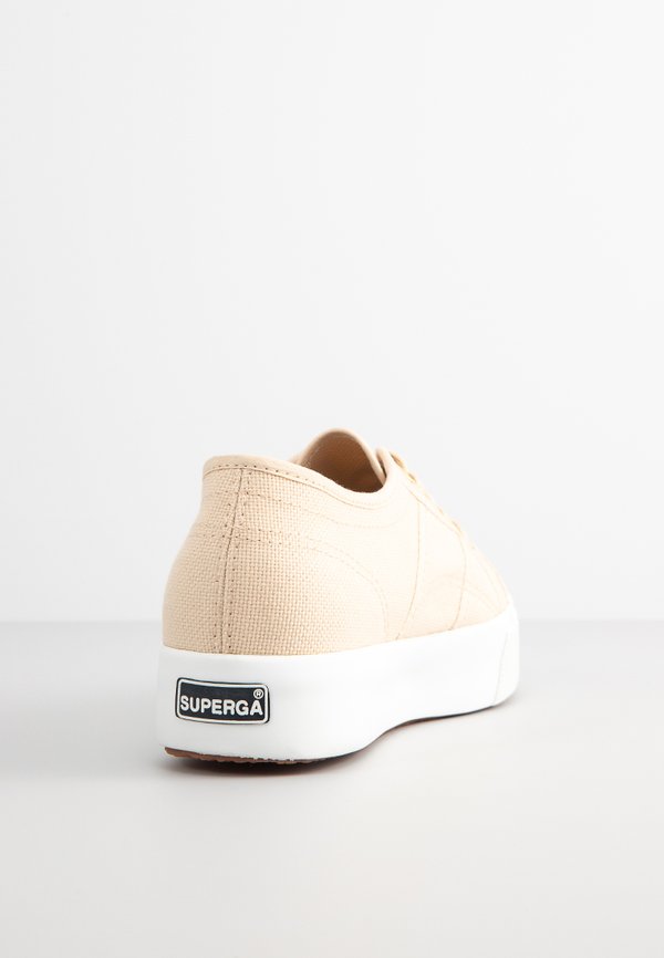 Superga