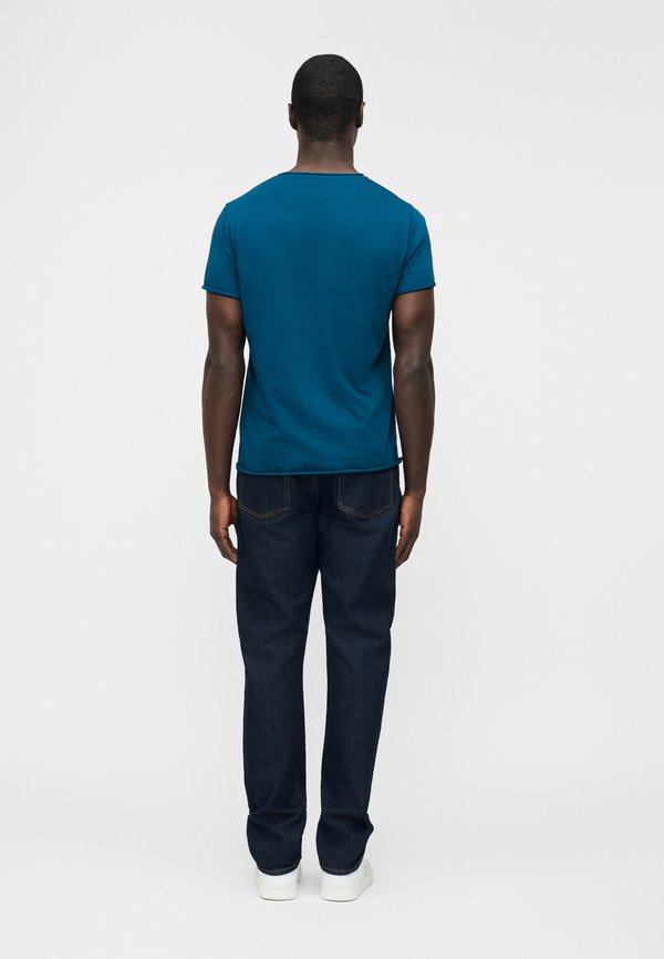 Filippa K ROLL NECK TEE